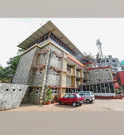 Hotel Caveri Madikeri Εξωτερικό φωτογραφία