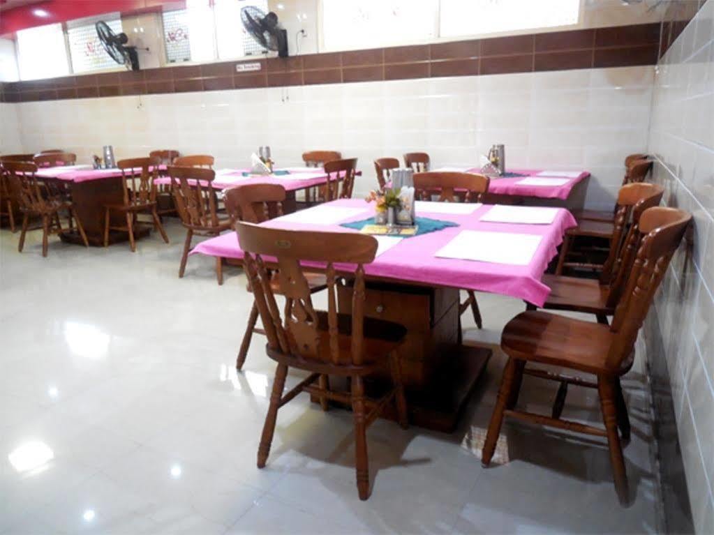 Hotel Caveri Madikeri Εξωτερικό φωτογραφία